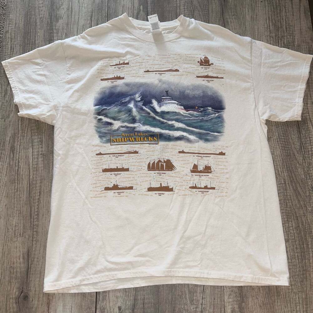 Vintage Gildan Sportswear Great Lakes Shipwrecks AOP Sweatshirt Men's XL